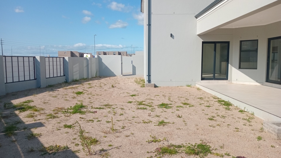 4 Bedroom Property for Sale in Sandown Western Cape